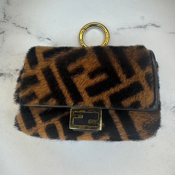 Fendi Zucca Shearling Baguette Charm Nano FF 2022 Crossbody Mini Bag Gold Chain - Picture 4 of 14